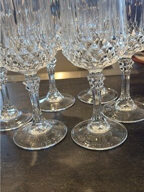 Crystal D’Arques 6.5” win glass set of 6- Elegant Stemware